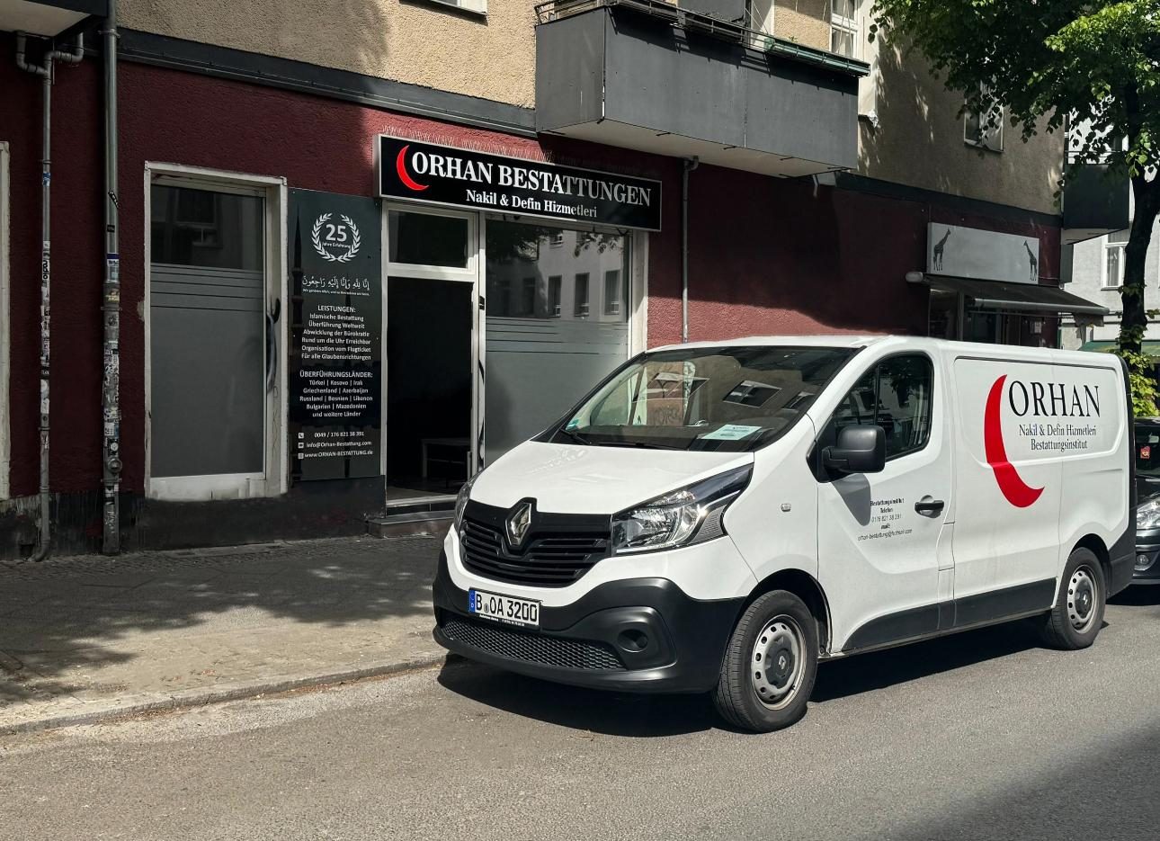 Geschäftsräume von Orhan Bestattung in der Flughafenstraße 40, Berlin-Neukölln