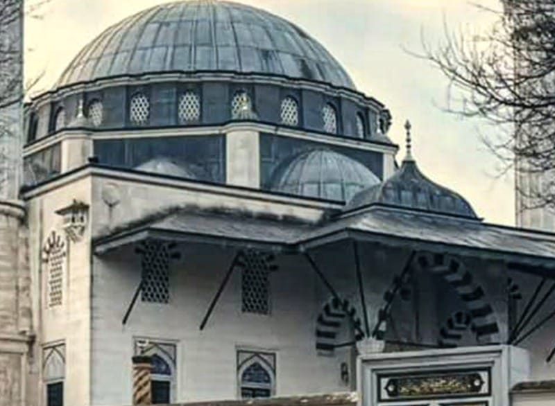 Kuppel der Şehitlik Moschee in Berlin